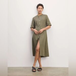 Everlane Frolic khaki  in Kalamata Linen
Midi Dress